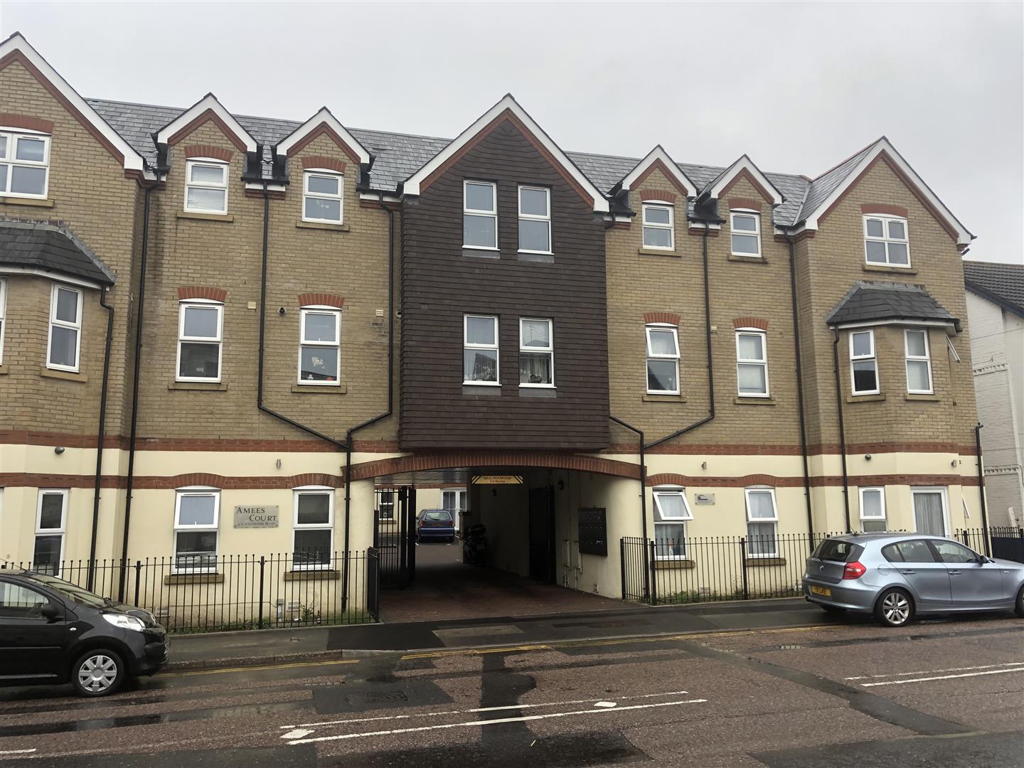 5-9, Southcote Road