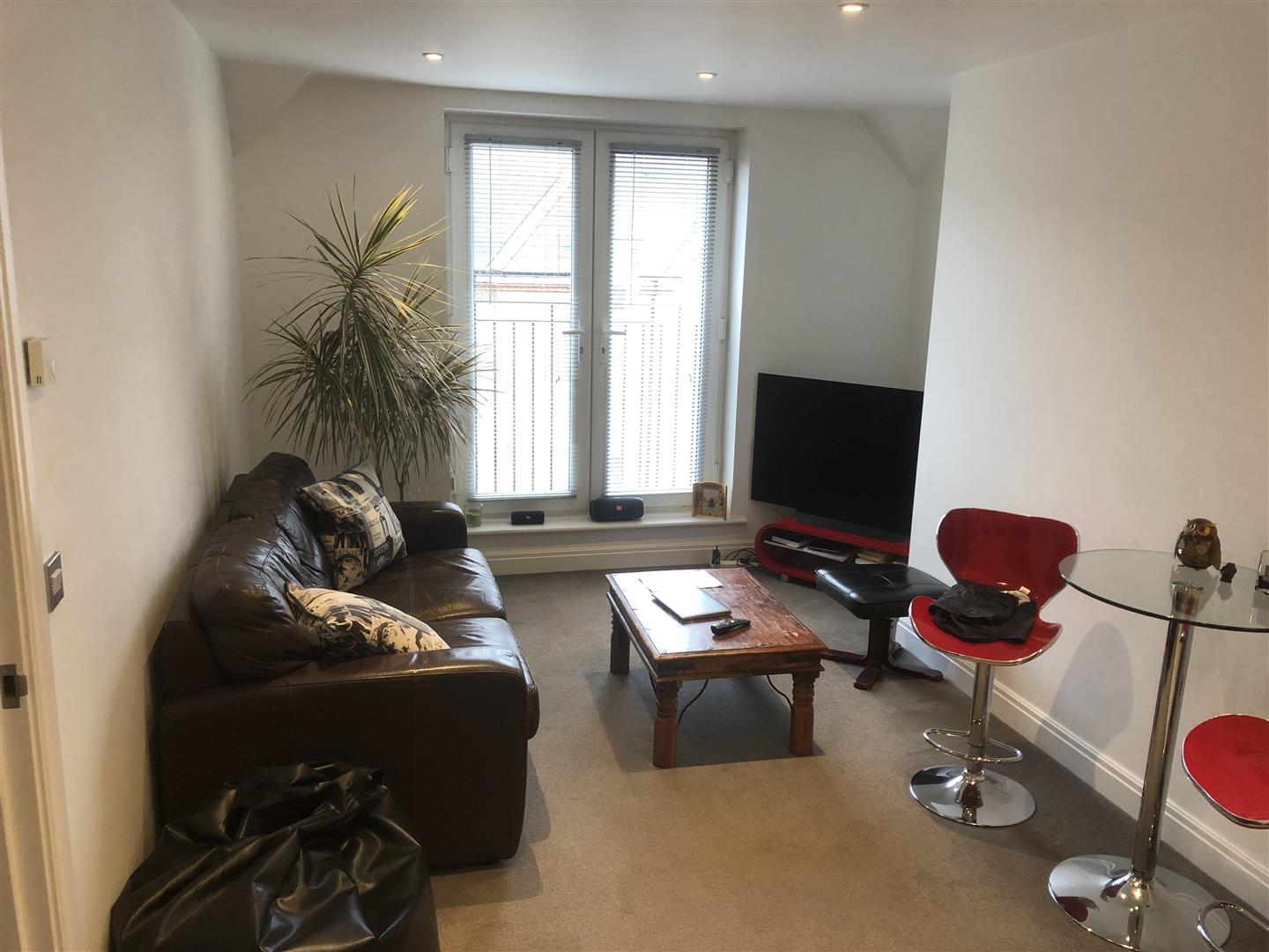 5-9, Southcote Road