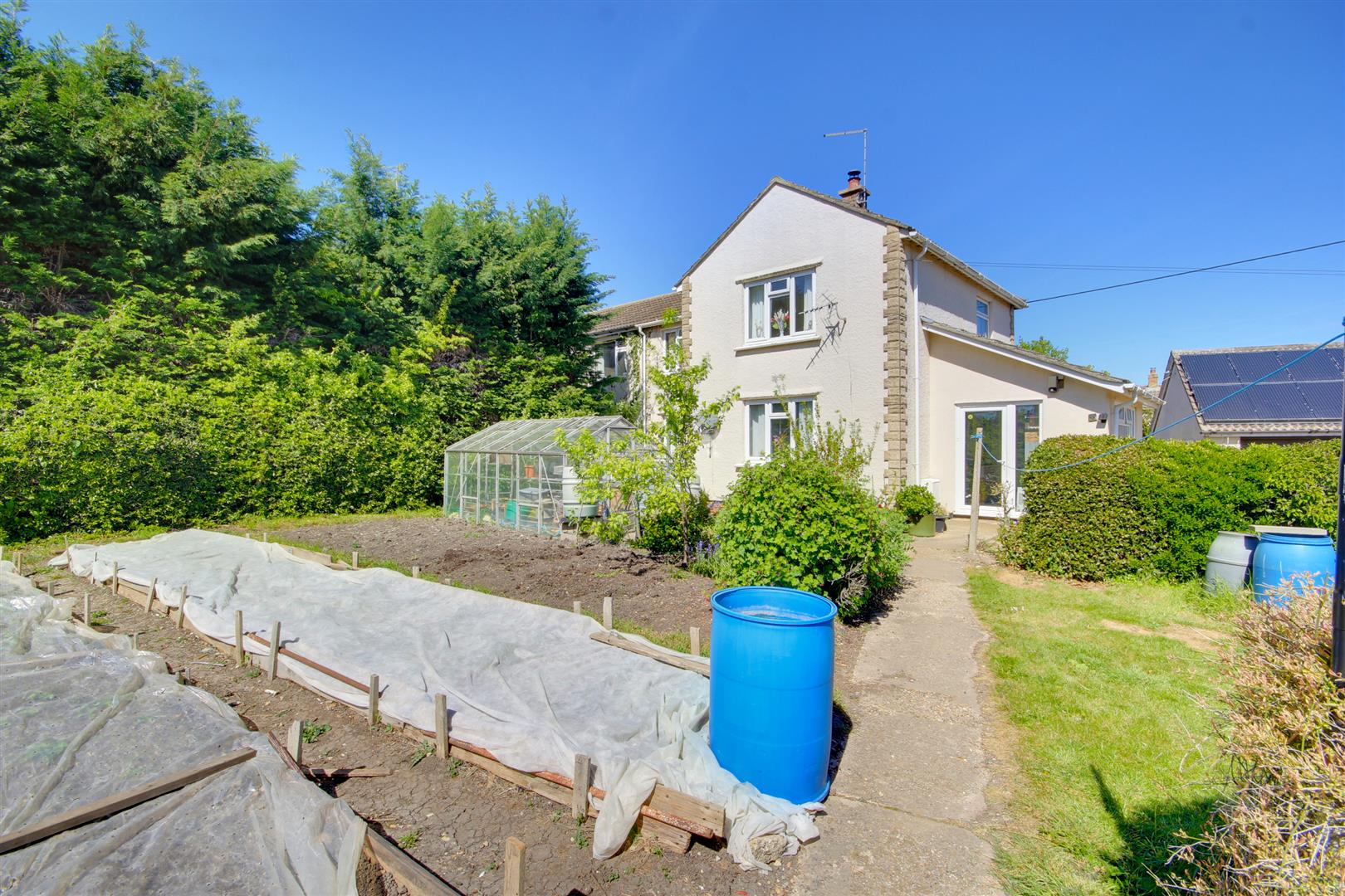 Oaklands Avenue, Wistow