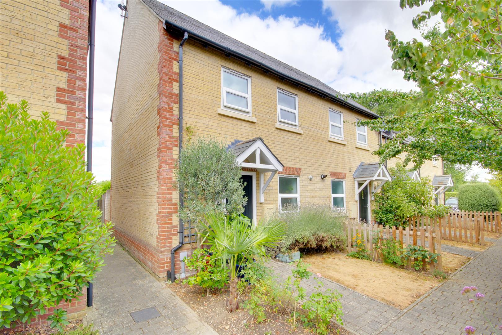 Carriage Mews, Langley Close, St. Ives
