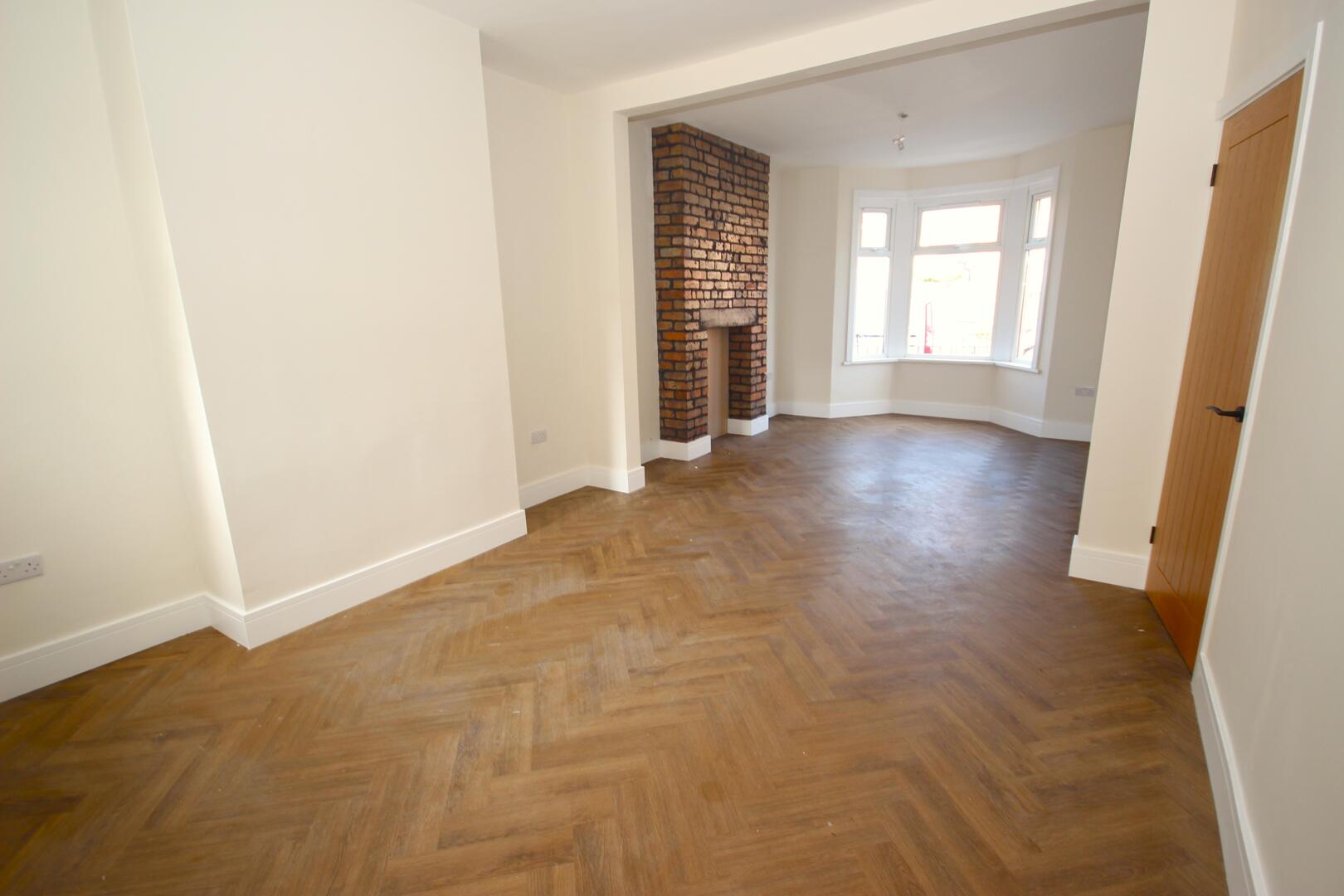 Mobile Image 2