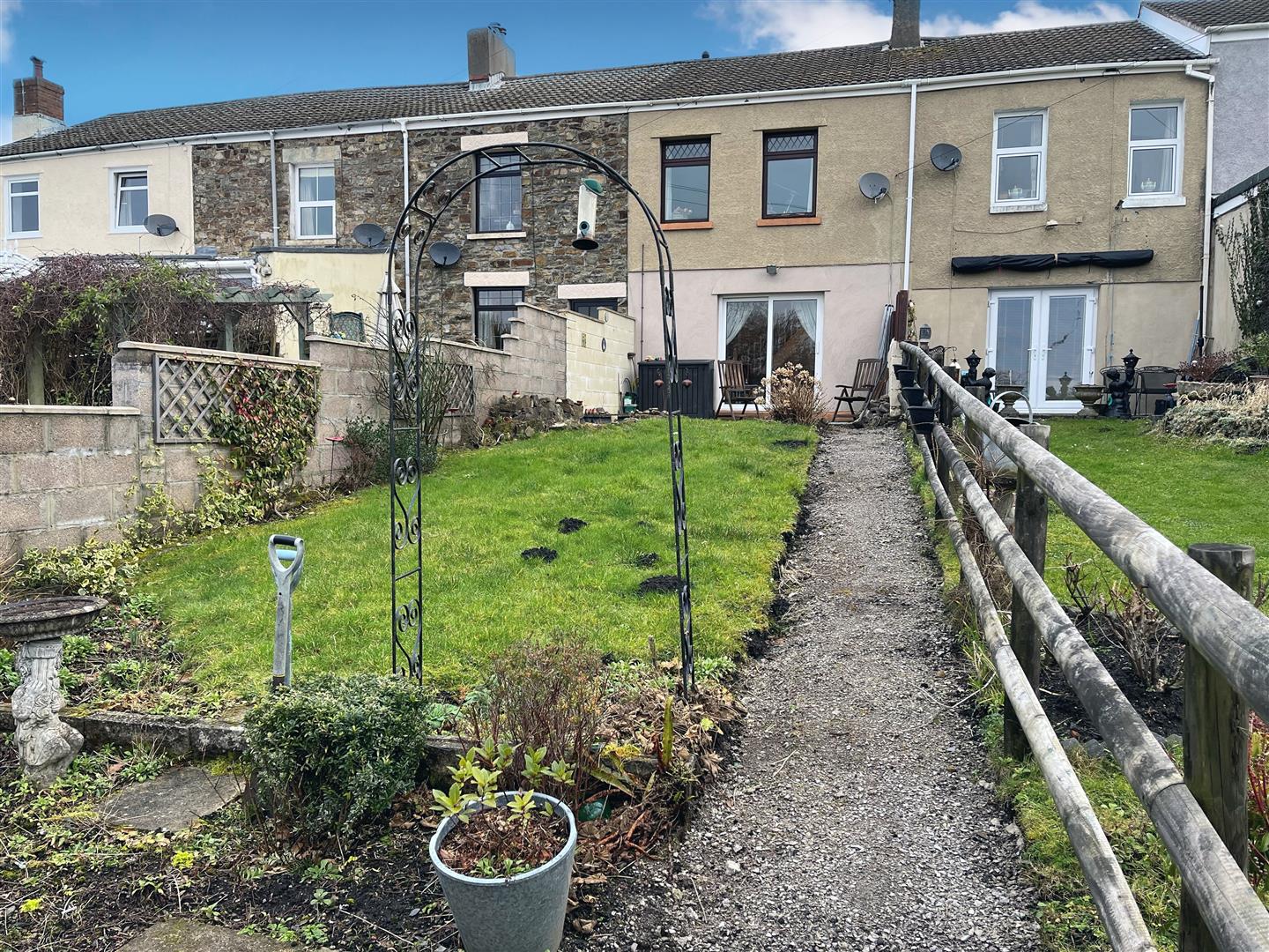Garden c.jpg